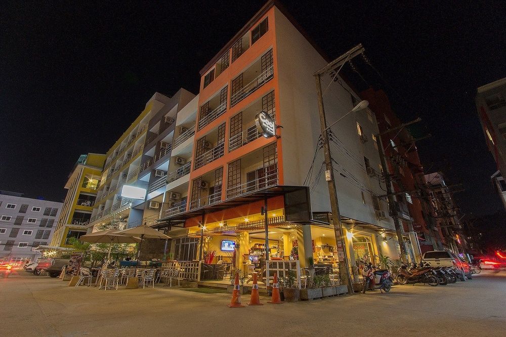 Hotel Cool Sea House Patong Exterior foto