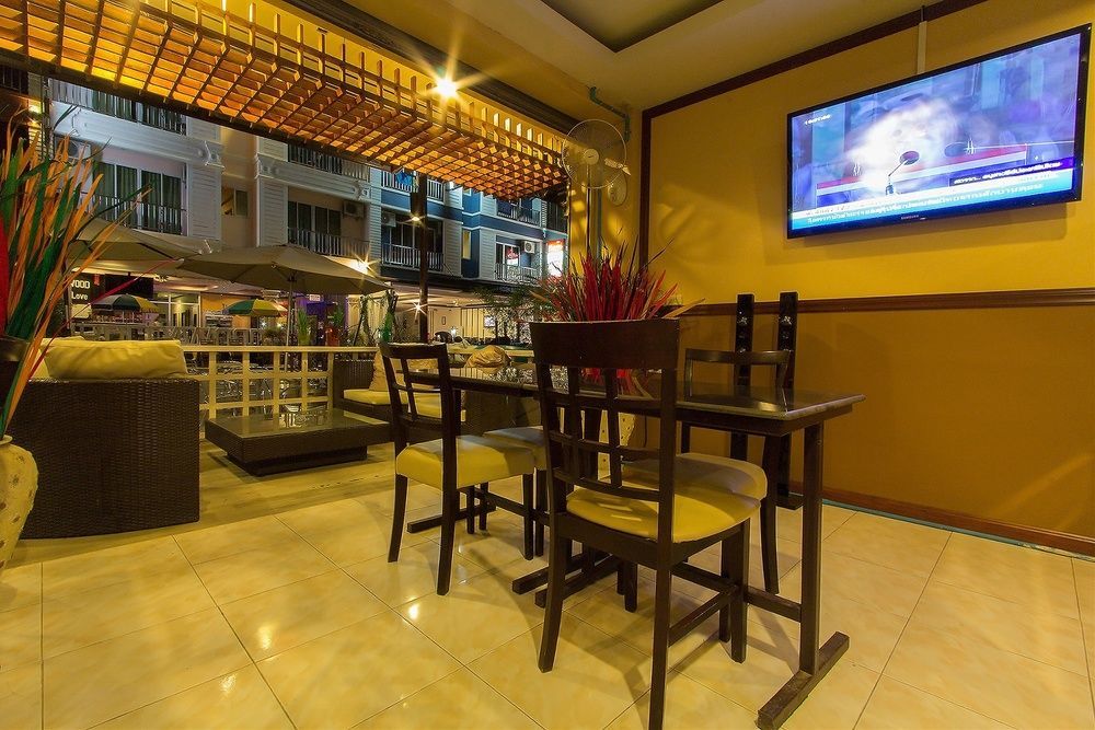 Hotel Cool Sea House Patong Exterior foto