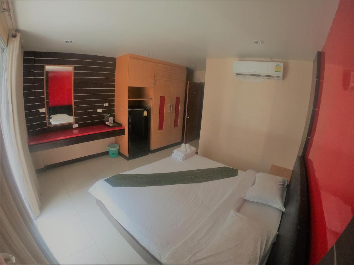 Hotel Cool Sea House Patong Exterior foto